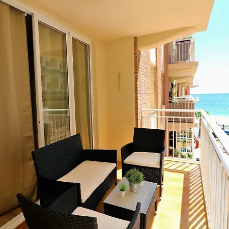 Apartamento Tugar 2-4 *